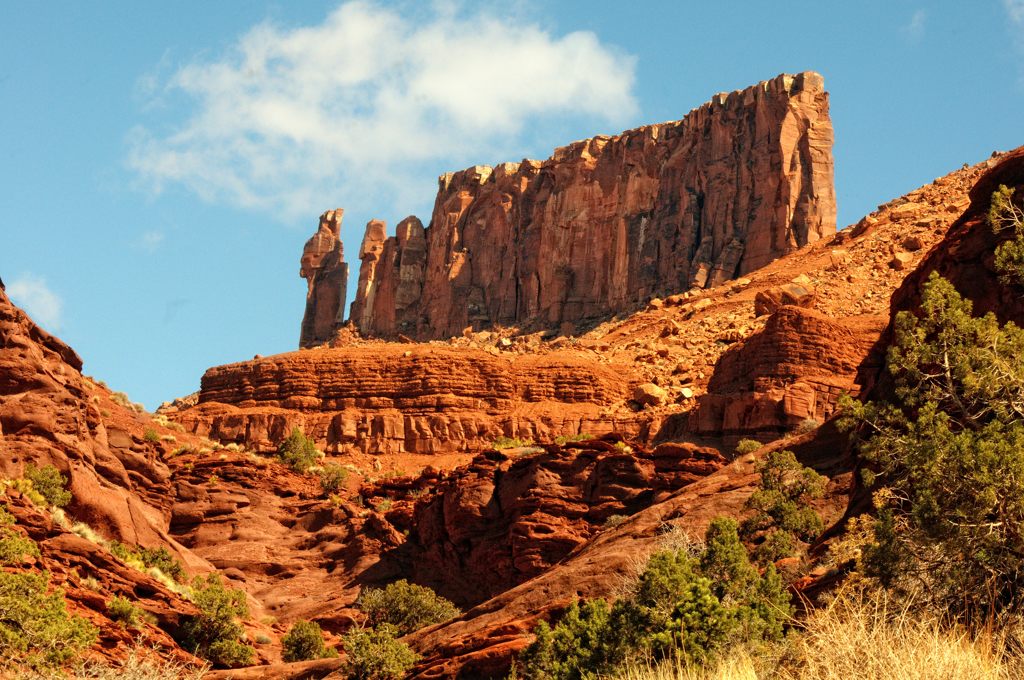 The Priest and the Nuns, Professor Valley, Utah